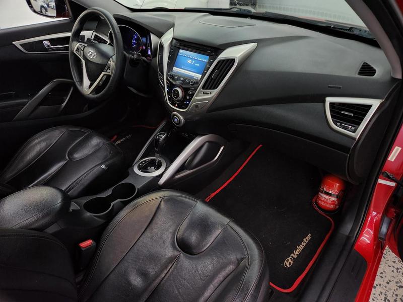 Hyundai Veloster - foto 10