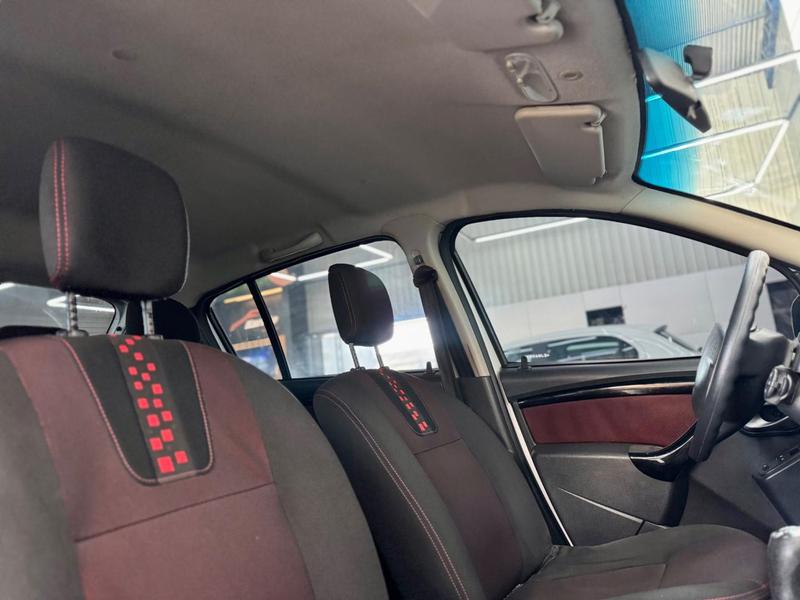 Renault Sandero Stw 16hp - foto 13