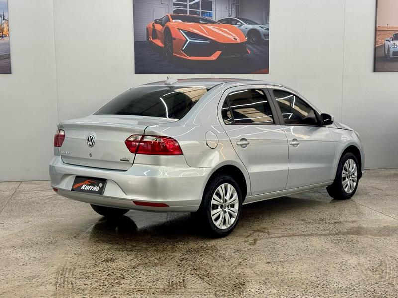 Volkswagen Voyage 1.6 MSI Flex 16V 4P Aut. - foto 4