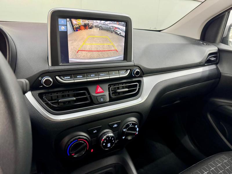 Hyundai HB20 1.0 Confort Plus - foto 11