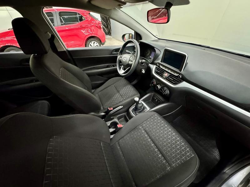 Hyundai HB20 1.0 Confort Plus - foto 14
