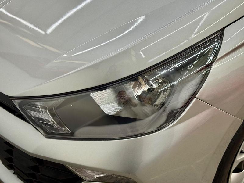 Hyundai HB20 1.0 Confort Plus - foto 8