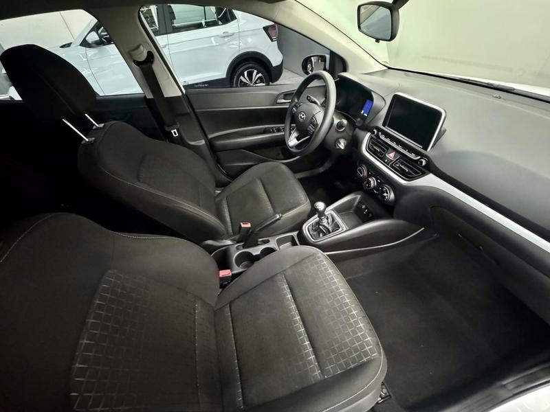 Hyundai HB20 1.0 Confort Plus - foto 14