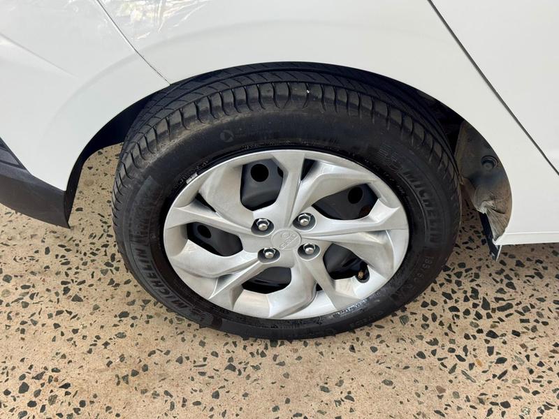 Hyundai HB20 1.0 Confort Plus - foto 7