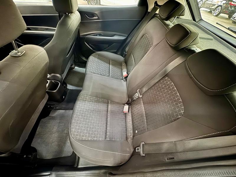 Hyundai HB20 10ta Comfort - foto 12