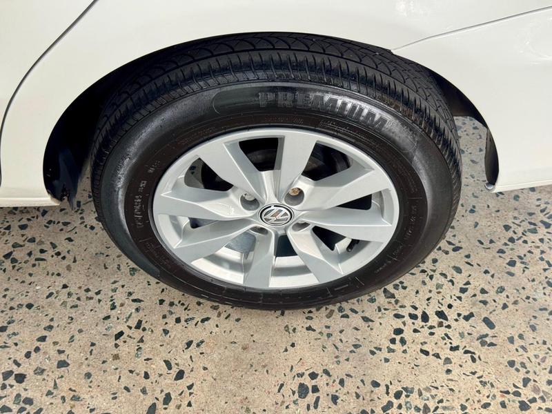 Volkswagen Voyage 1.0 - foto 7