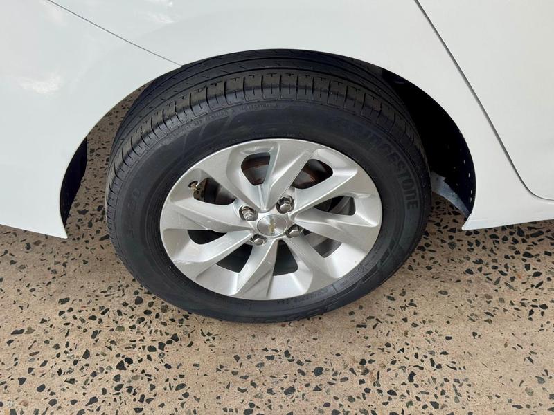 Chevrolet Onix Plus Plus LT 1.0 12V Tb Flex Mec. - foto 7