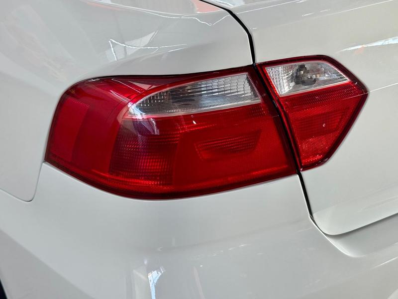 Volkswagen Voyage MPI - foto 6