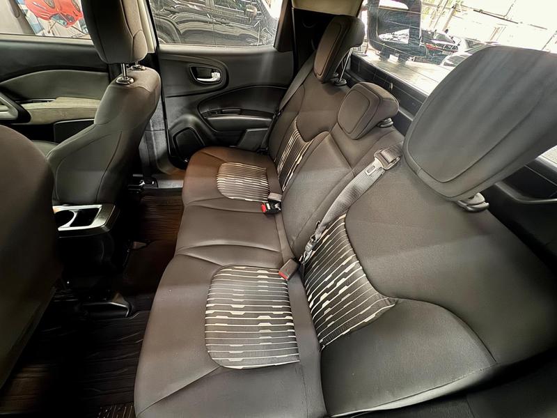 Fiat Toro Freedom 1.8 16V Flex Aut. - foto 8