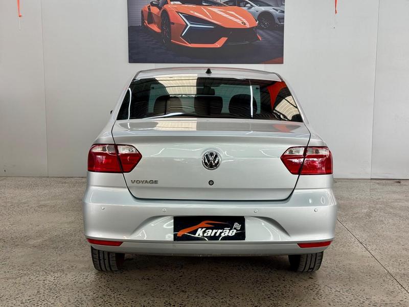 Volkswagen Voyage 1.0 Flex 12V 4P - foto 4