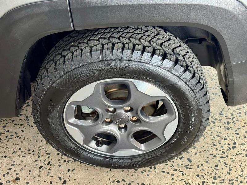 Jeep Renegade 1.8 At - foto 7
