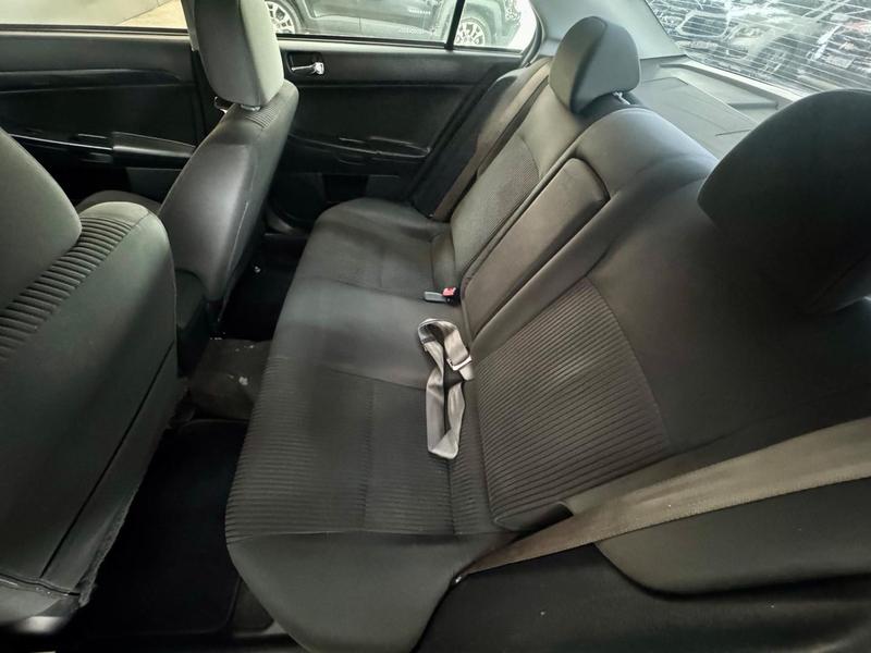 Mitsubishi Lancer 2.0 16V 160cv Automático - foto 11