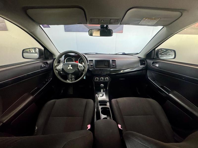 Mitsubishi Lancer 2.0 16V 160cv Automático - foto 12