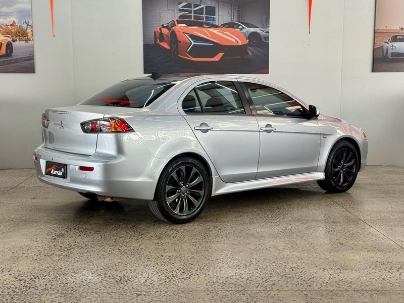 Mitsubishi Lancer 2.0 16V 160cv Automático - foto 4