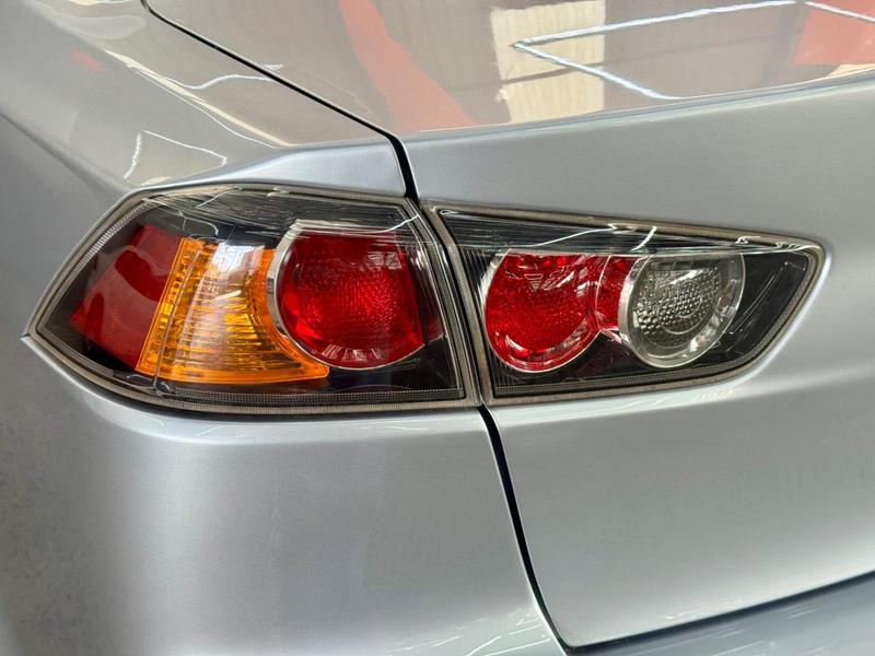 Mitsubishi Lancer 2.0 16V 160cv Automático - foto 6