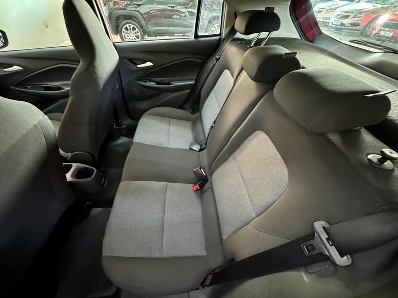 Chevrolet Onix 10mt Hb - foto 9