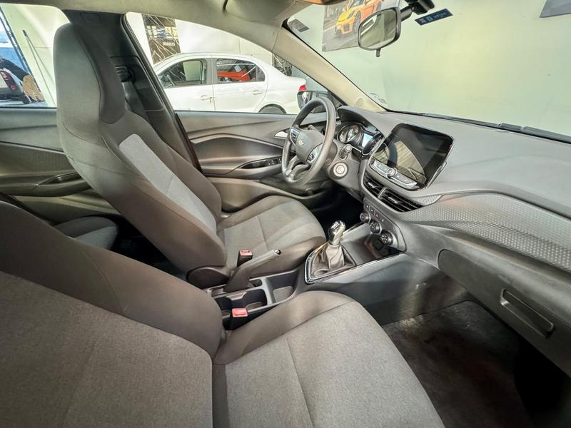 Chevrolet Onix 10mt Hb - foto 10