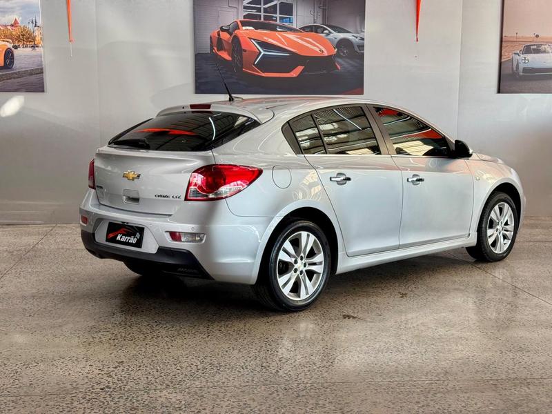 Chevrolet Cruze LTZ Hb - foto 4