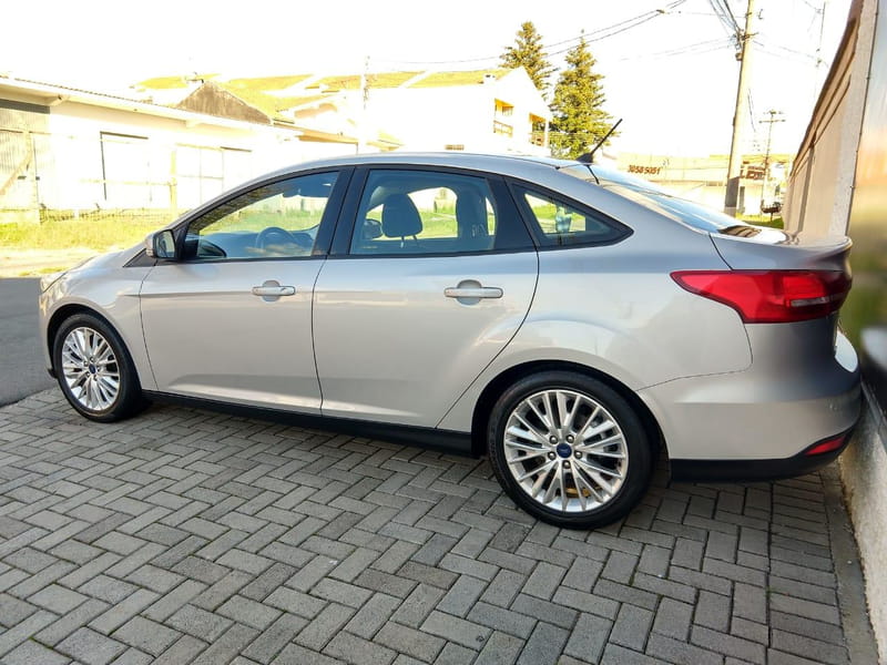 Ford Focus Fastback Se 2.0 Flex Automático - foto 7