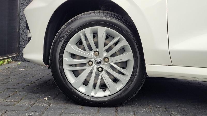 Fiat Cronos 13 8V Flex - foto 7