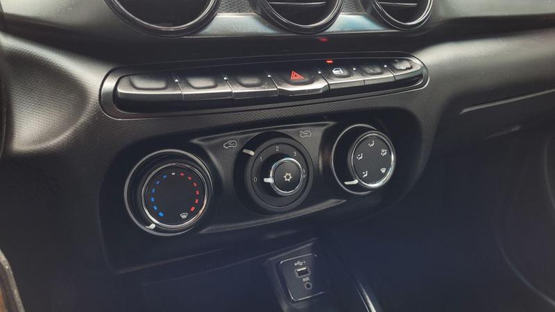 Fiat Cronos 13 8V Flex - foto 13