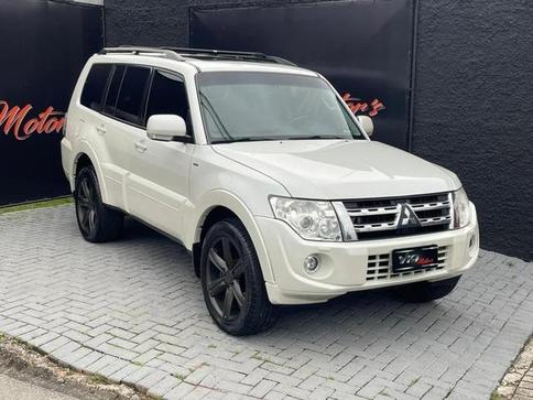 MITSUBISHI PAJERO 3.2 HPE 4X4 16V DIESEL 4P