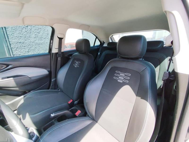 Chevrolet Onix 1.4 Mpfi LT 6V Flex Manual - foto 14