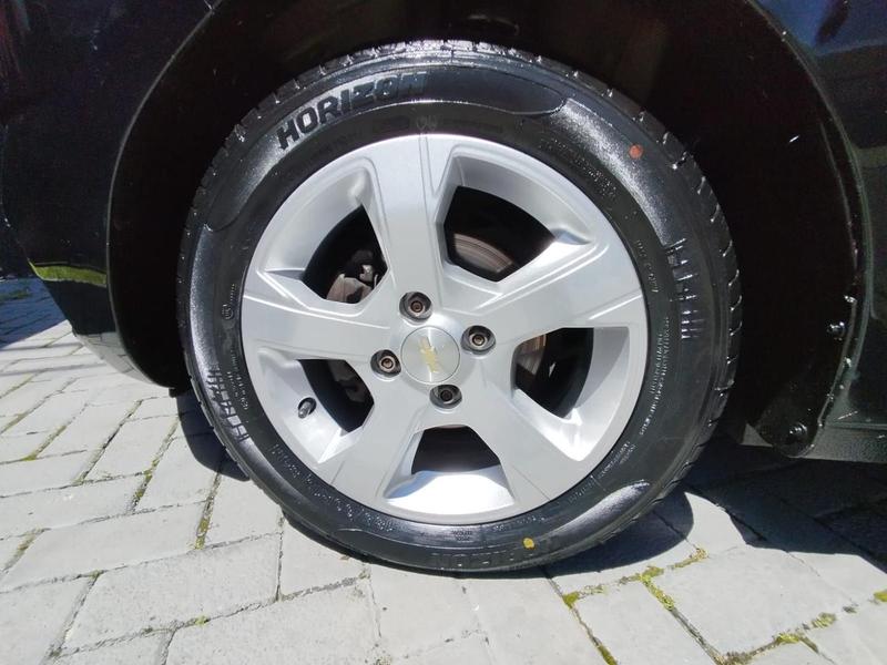 Chevrolet Onix 1.4 Mpfi LT 6V Flex Manual - foto 7