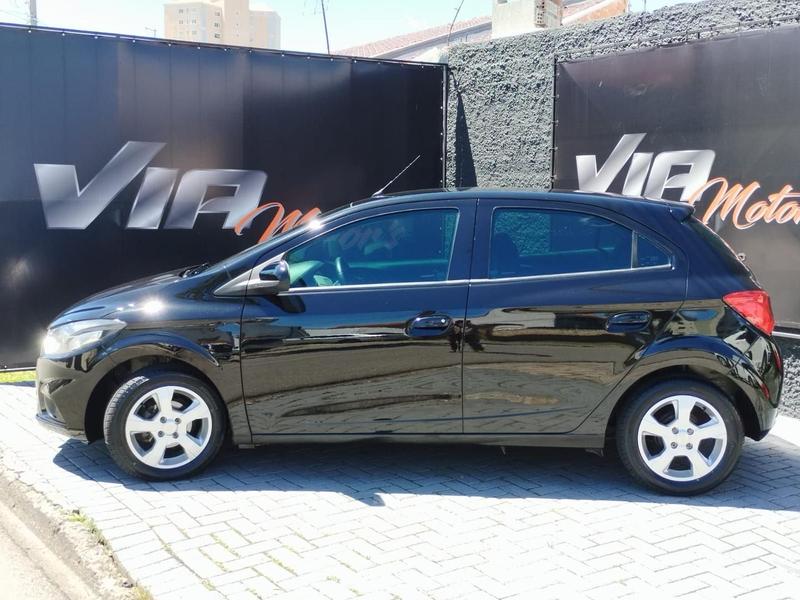 Chevrolet Onix 1.4 Mpfi LT 6V Flex Manual - foto 6