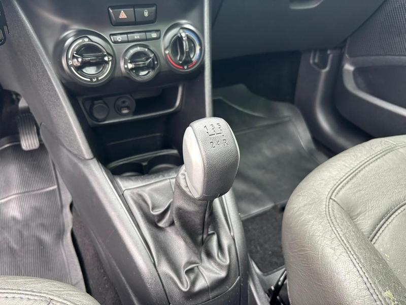 Peugeot 208 1.5 Allure 8V Flex 4P Manual - foto 13