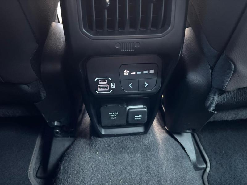 Jeep Commander Overland T270 13 Tb Flex Automático - foto 15