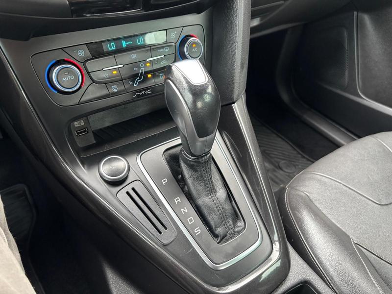Ford Focus Sedan 2.0 16V 2.0 16V Flex 4P Aut. - foto 12