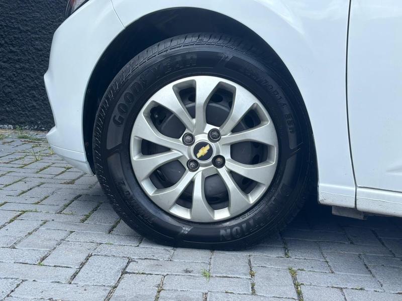 Chevrolet Onix 1.0 Joy 8V Flex 4P Manual - foto 7