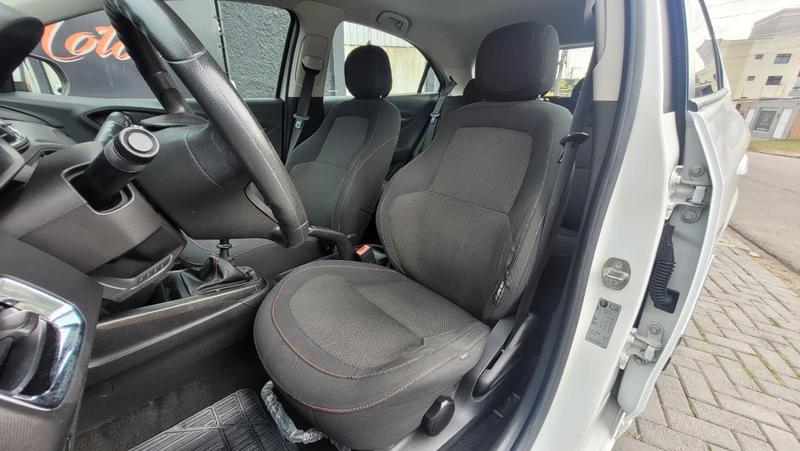 Chevrolet Onix 14mt LTZ - foto 13