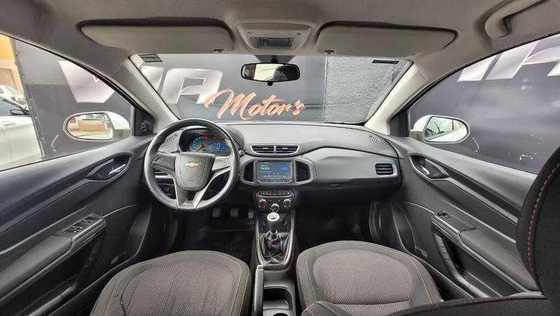 Chevrolet Onix 14mt LTZ - foto 9