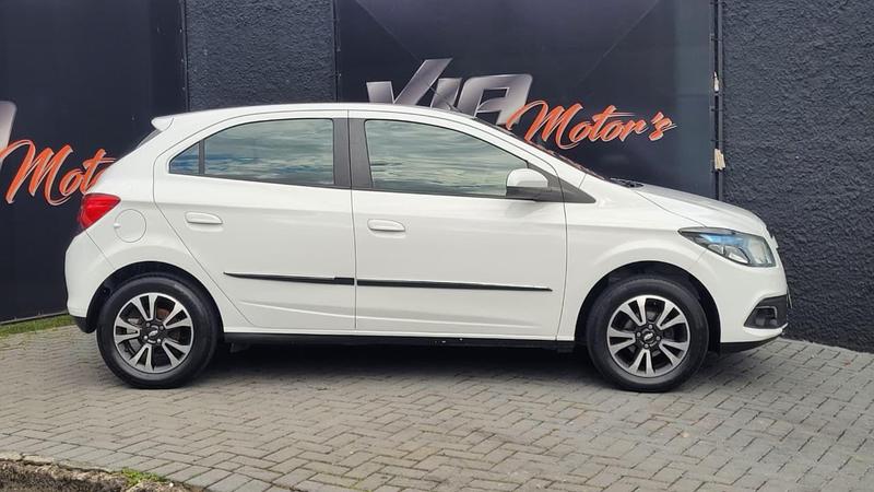 Chevrolet Onix 14mt LTZ - foto 5