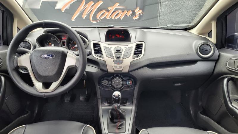 Ford Fiesta Se - foto 11