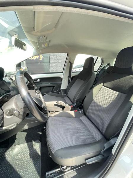 Volkswagen Up! Move 1.0 TSI Total Flex 12V 5P - foto 15
