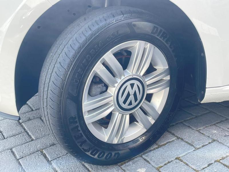 Volkswagen Up! Move 1.0 TSI Total Flex 12V 5P - foto 9
