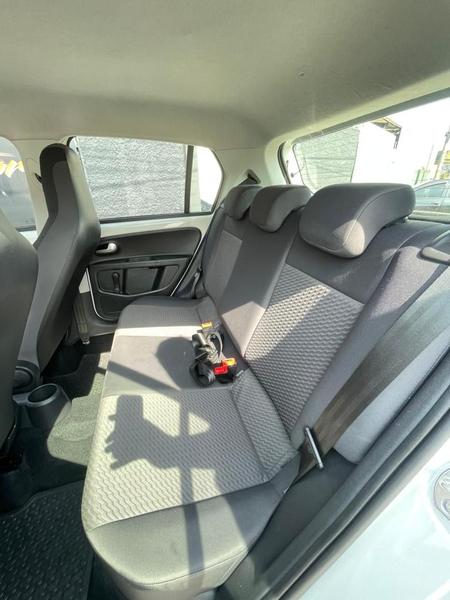 Volkswagen Up! Move 1.0 TSI Total Flex 12V 5P - foto 16