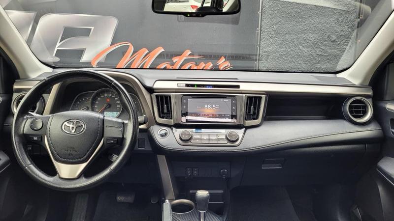 Toyota RAV4 - foto 11