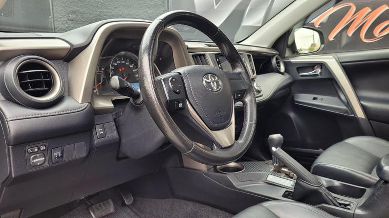 Toyota RAV4 - foto 10