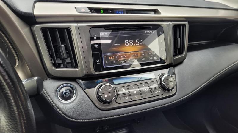 Toyota RAV4 - foto 12