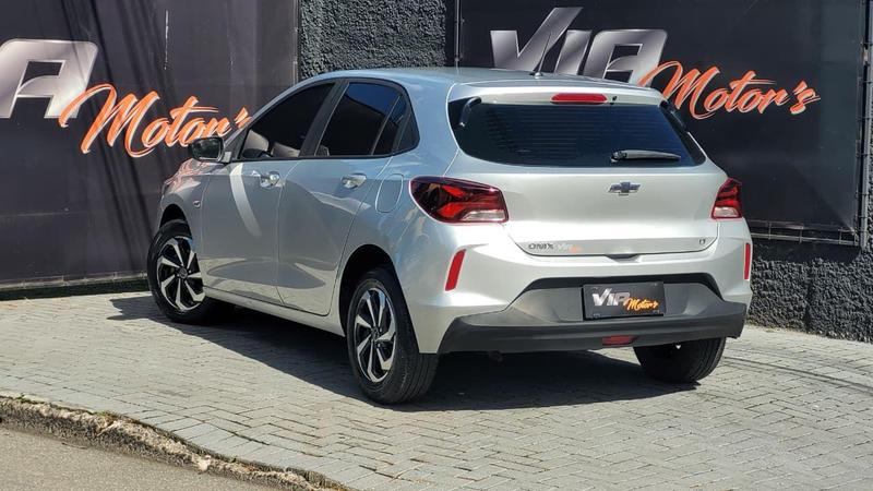 Chevrolet Onix 1.0 LT - foto 3