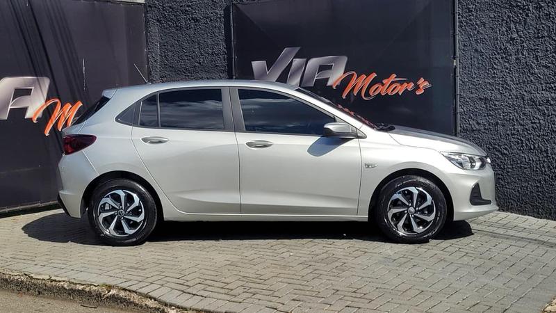 Chevrolet Onix 1.0 LT - foto 6