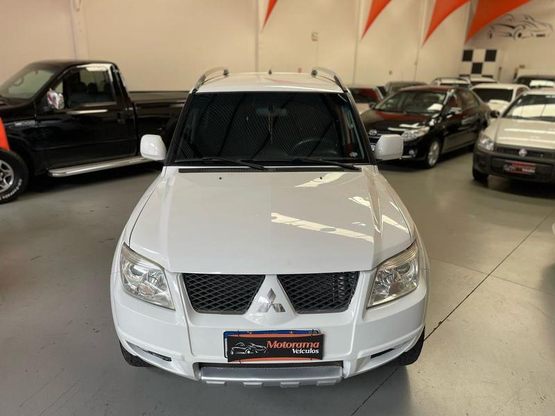 MITSUBISHI PAJERO TR4 2.0 4X2 16V 140CV FLEX 4P MANUAL