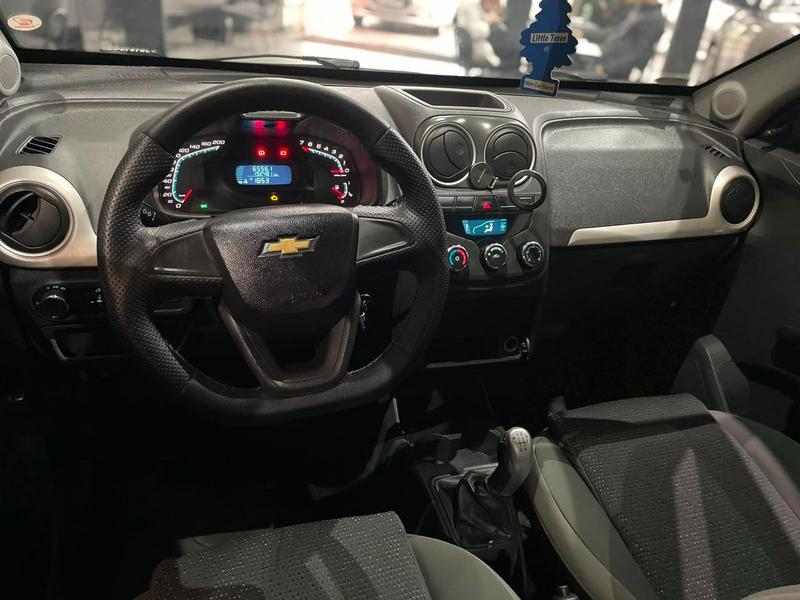 Chevrolet Montana 1.4 Ls 8V Flex 2P Manual - foto 4