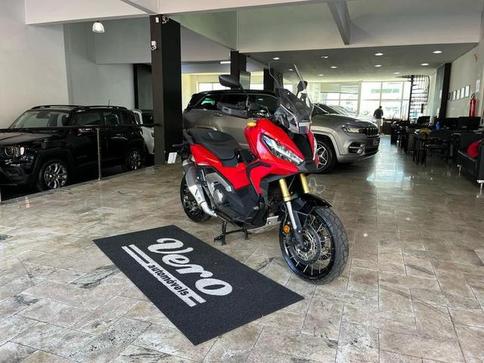 HONDA X-ADV 