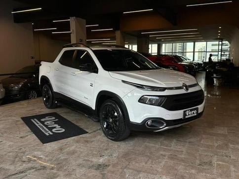FIAT TORO FREEDOM AT9 D