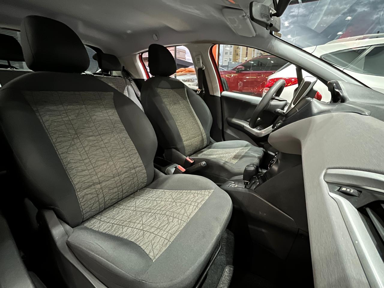 Peugeot 208 Active Pack 1.6 2020, foto 5 de 12